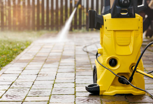 Best Animal Enclosure Cleaning  in Linden, CA